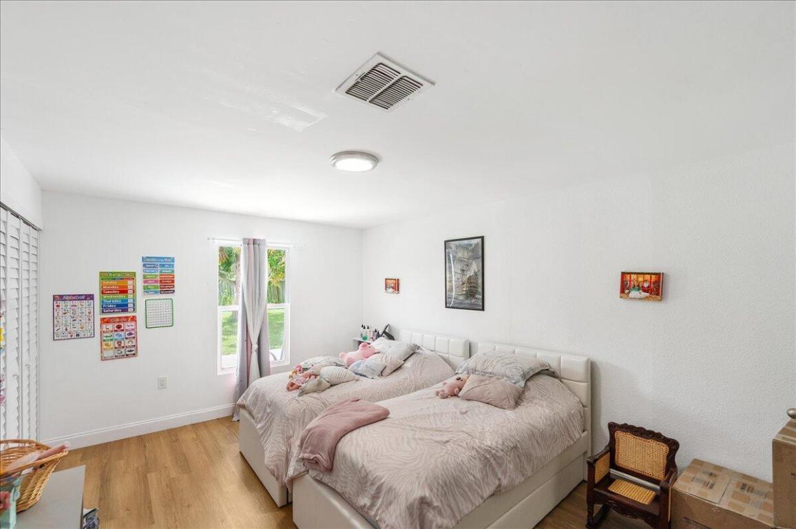 PORT ST LUCIE SECTION 27 - Residential