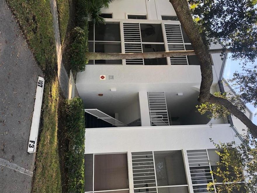 Freshly painted corner unit with spectacular water views and deeded 24 foot boat slip in a gated community for
under $200,000!! Great well maintained, tranquil subdivision with breathtaking views. This unit is a must see!!