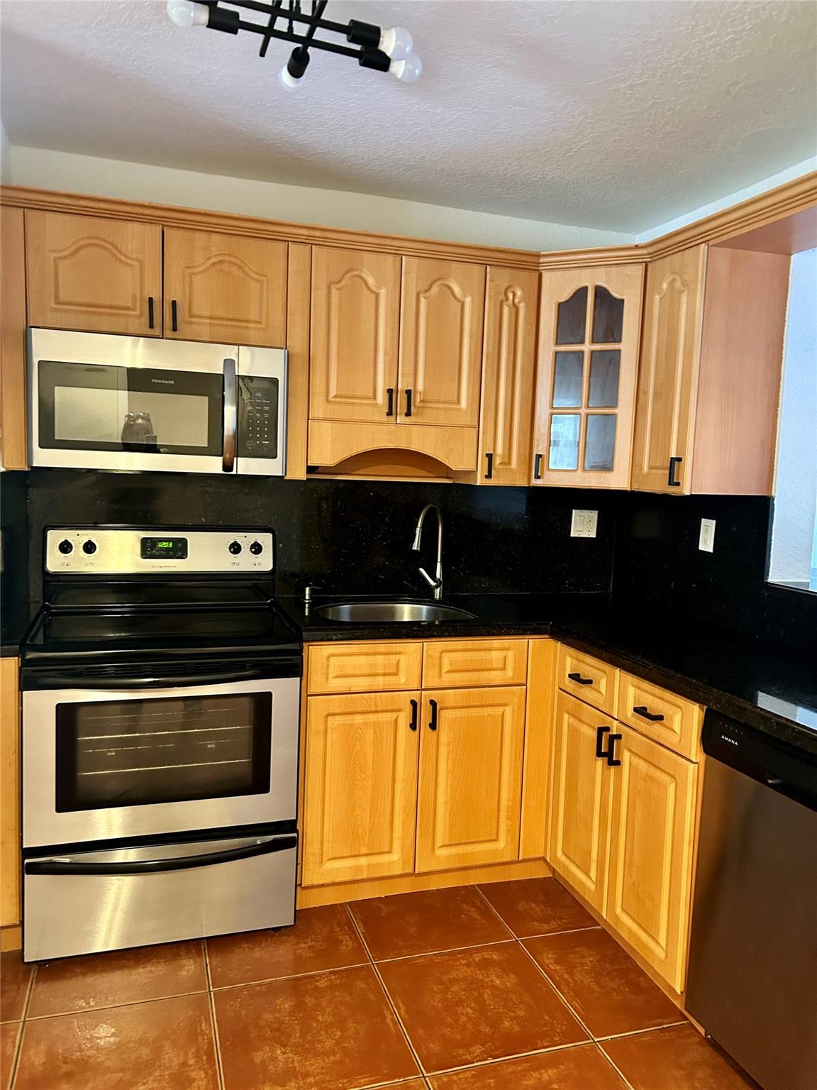 Fountains Of Tamarac Cond - Residential Lease