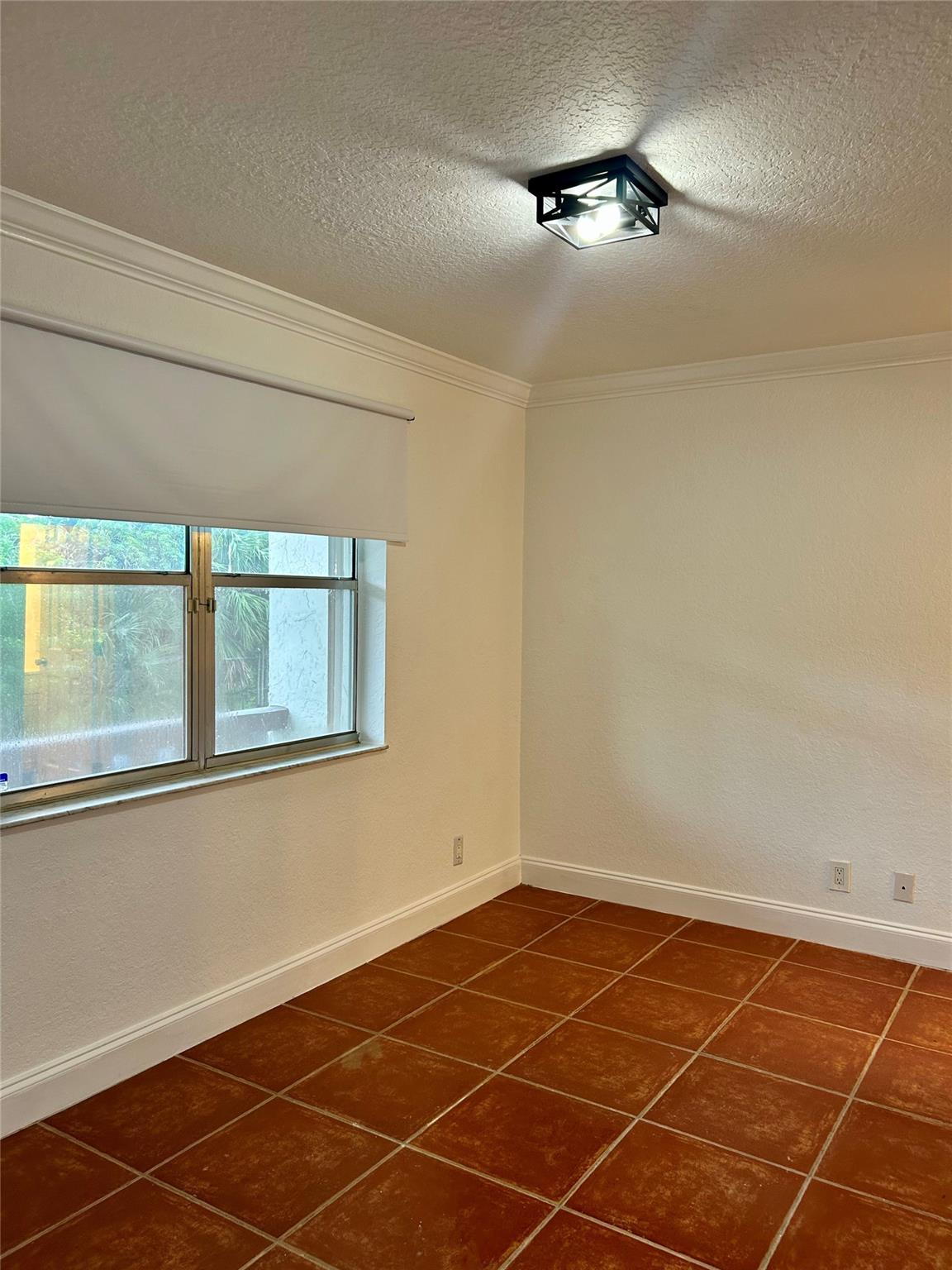 Fountains Of Tamarac Cond - Residential Lease