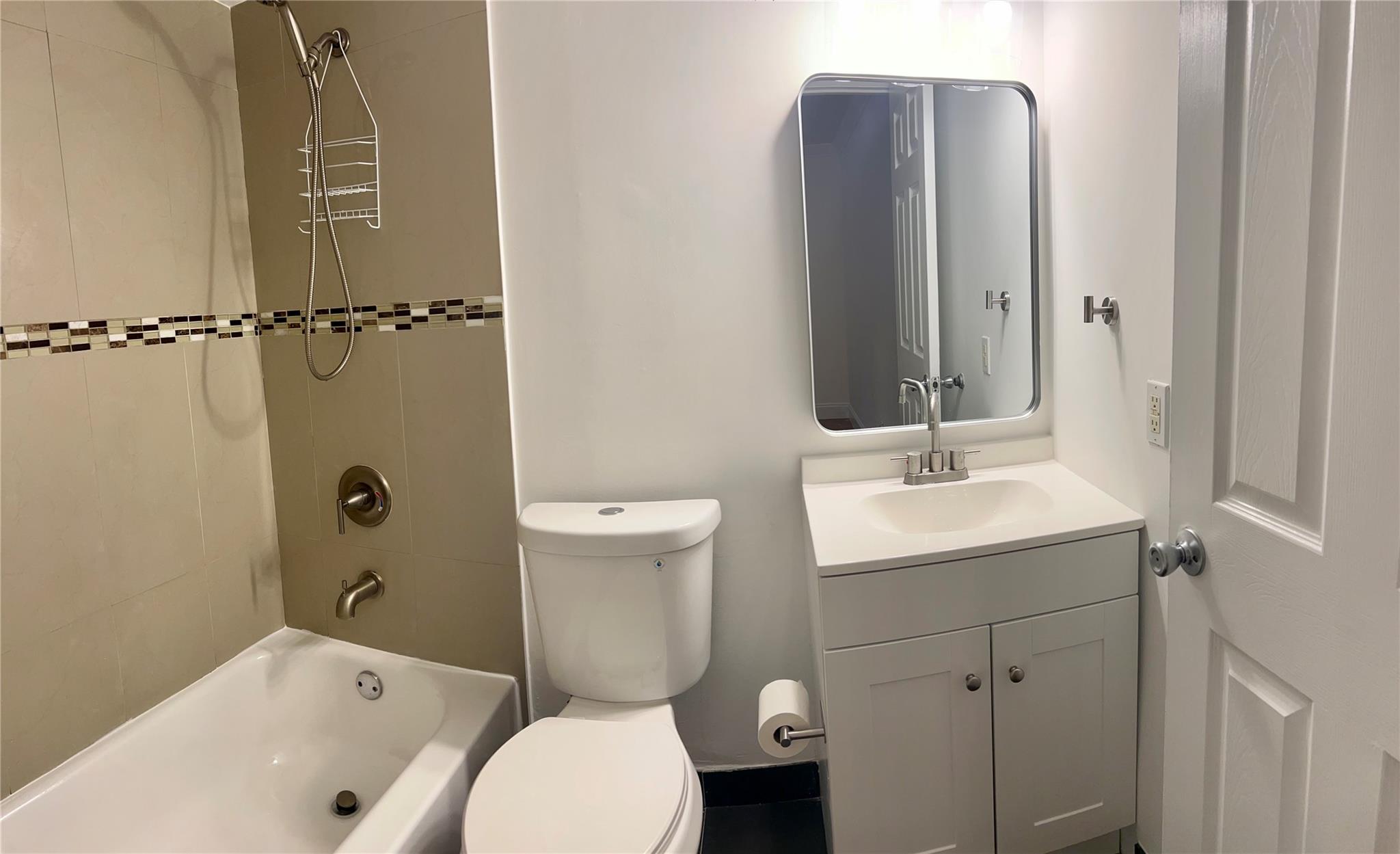 Fountains Of Tamarac Cond - Residential Lease