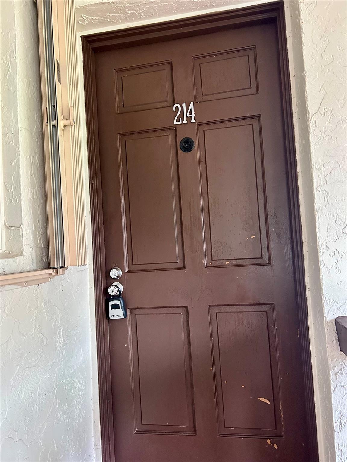 Fountains Of Tamarac Cond - Residential Lease