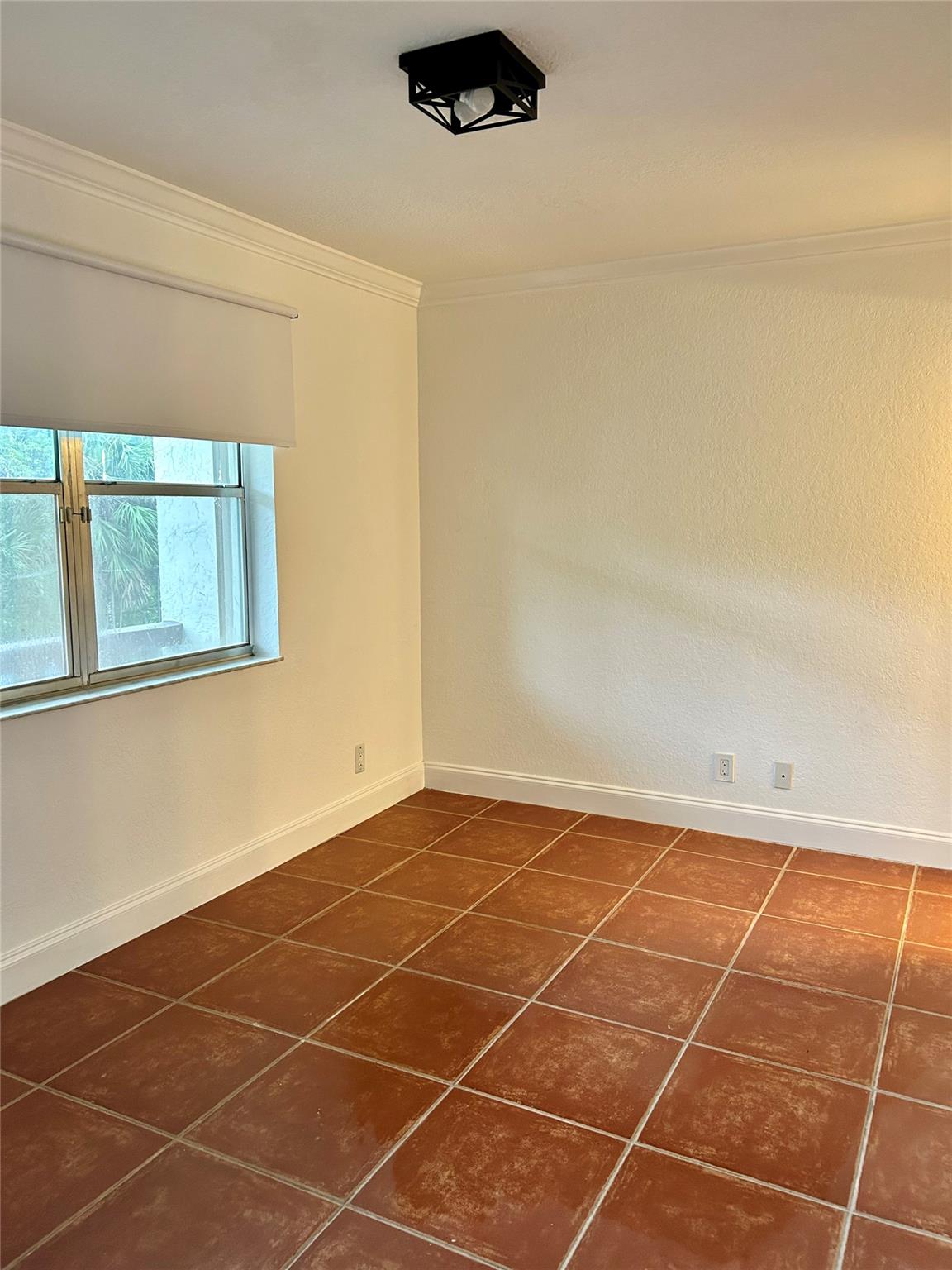 Fountains Of Tamarac Cond - Residential Lease