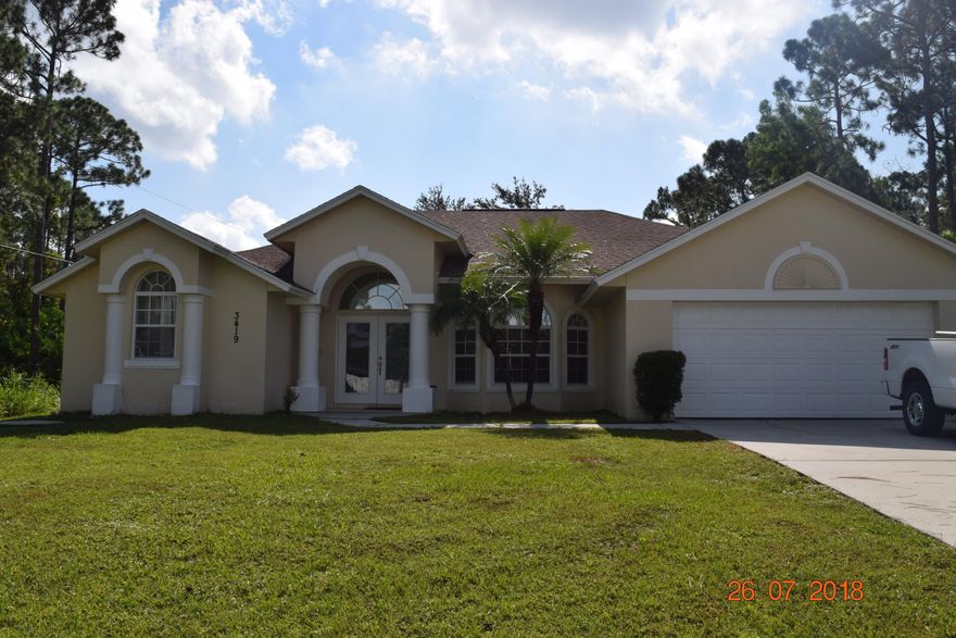 3/2/2 with family room, open floor plan, all appliances, eat in kitchen, breakfast bar, large master bedroom with separate shower, dual sinks, screen porch, washer/dry NOT warrantied by owner (tenant responsible for repairs/replacement).  Small dog 35 lbs or less negotiable, NO cats 1st, last and security