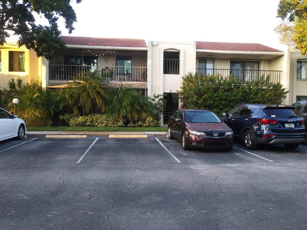 Photo of 150 Pineview Road #L4, Jupiter, FL 33469 (MLS # R10756760)