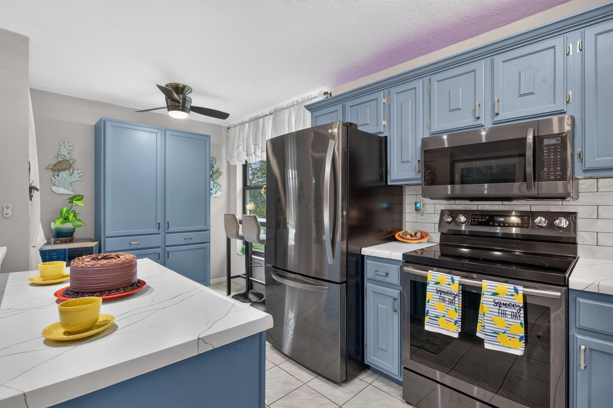 6048 Coral Lake Drive