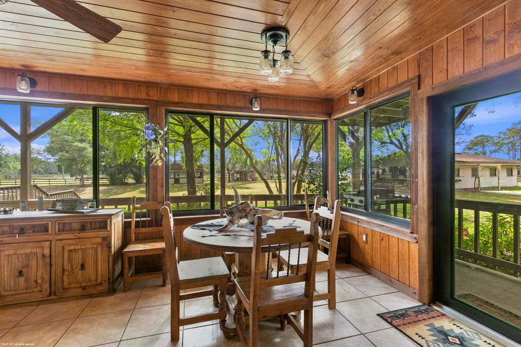 LOXAHATCHEE GROVES - Residential