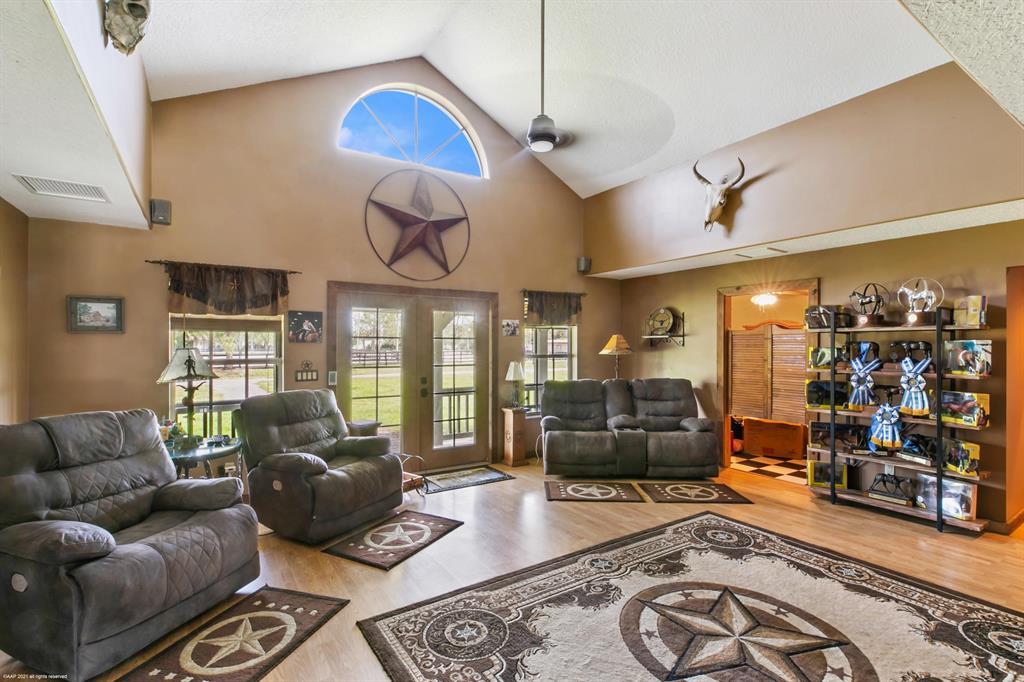 LOXAHATCHEE GROVES - Residential