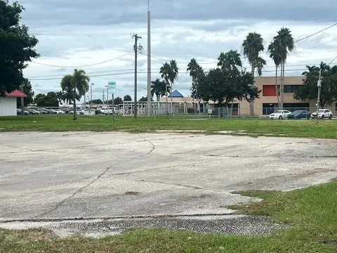 700 Larrimore Road, Pahokee, FL MLS: R11077521