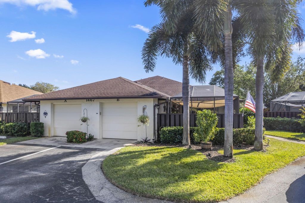 Photo of 1467 Captains Walk #B, Fort Pierce, FL 34950 (MLS # R11040978)