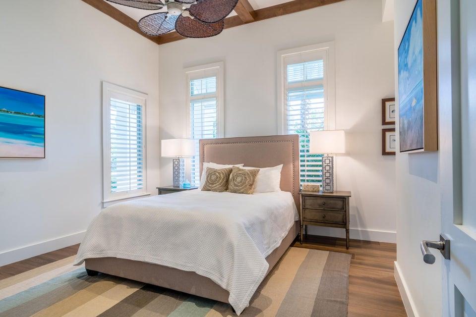 SADDLE TRAIL PARK OF WELL - Residential