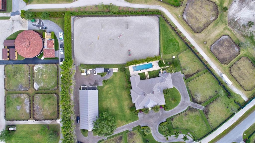 SADDLE TRAIL PARK OF WELL - Residential