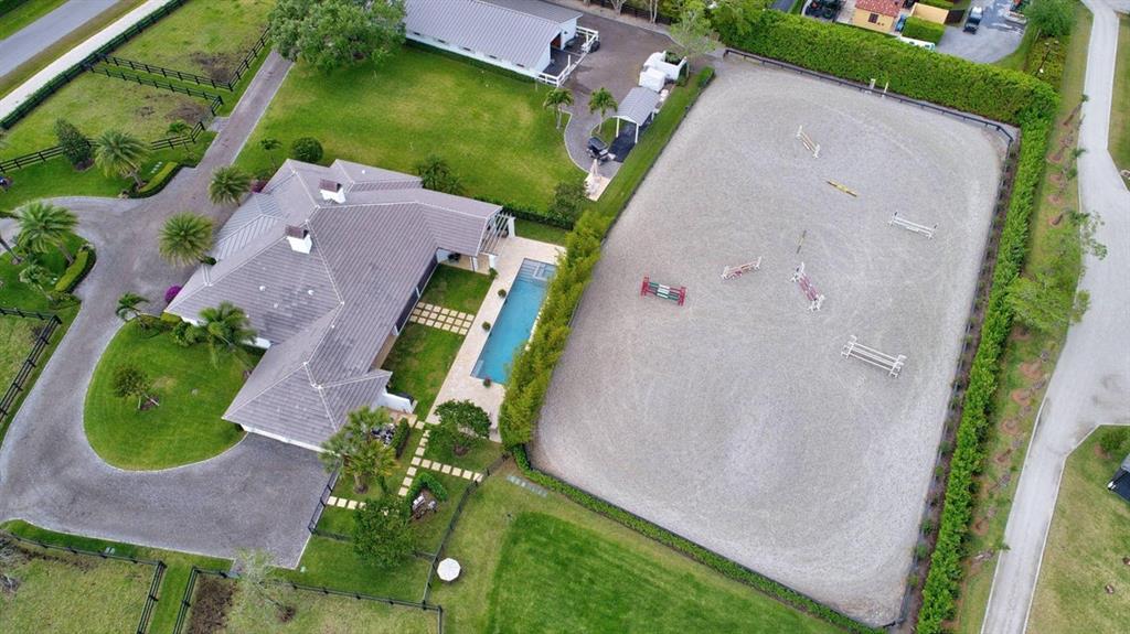 SADDLE TRAIL PARK OF WELL - Residential