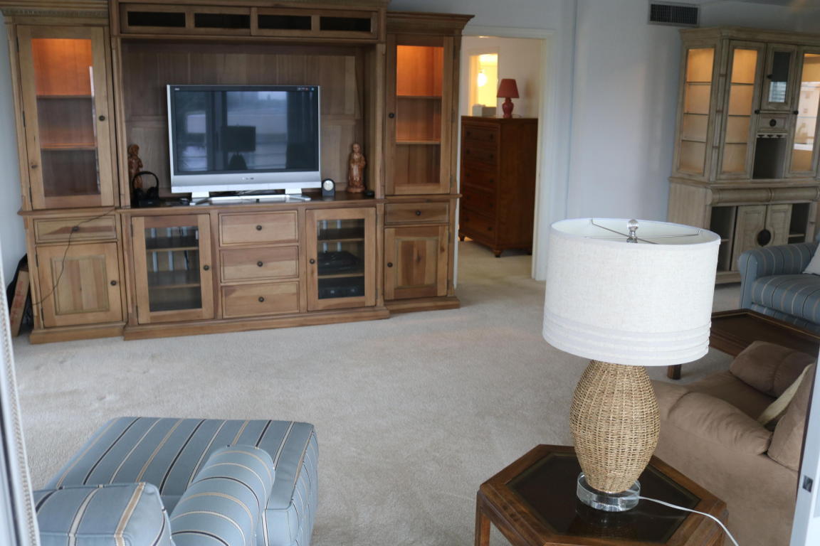 LANDS END CONDO LOTS 12 AND 13 (LESS IRREG PAR - Residential Lease