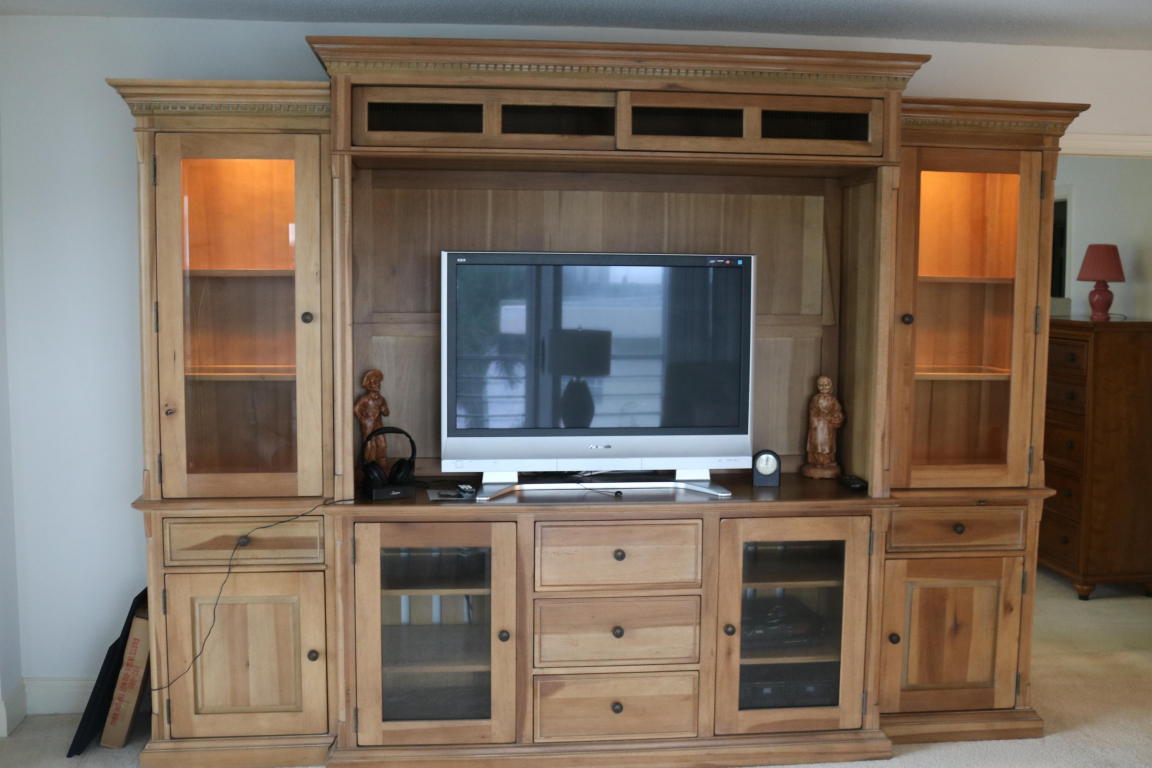 LANDS END CONDO LOTS 12 AND 13 (LESS IRREG PAR - Residential Lease