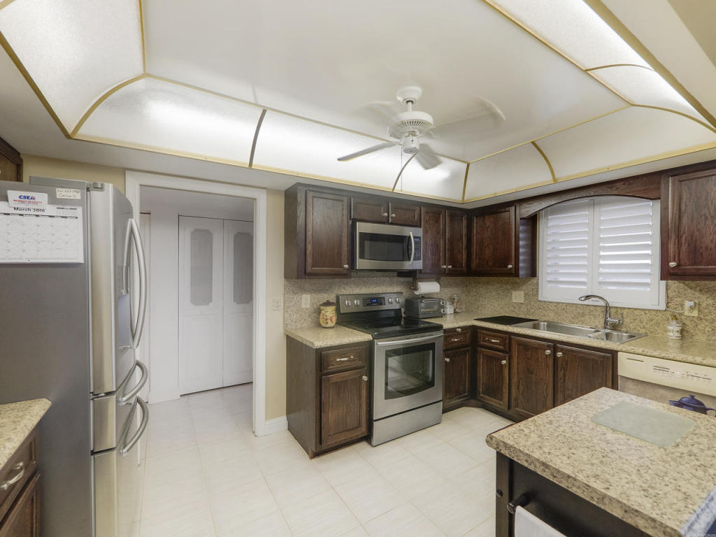 LANDS END CONDO LOTS 12 AND 13 (LESS IRREG PAR - Residential Lease