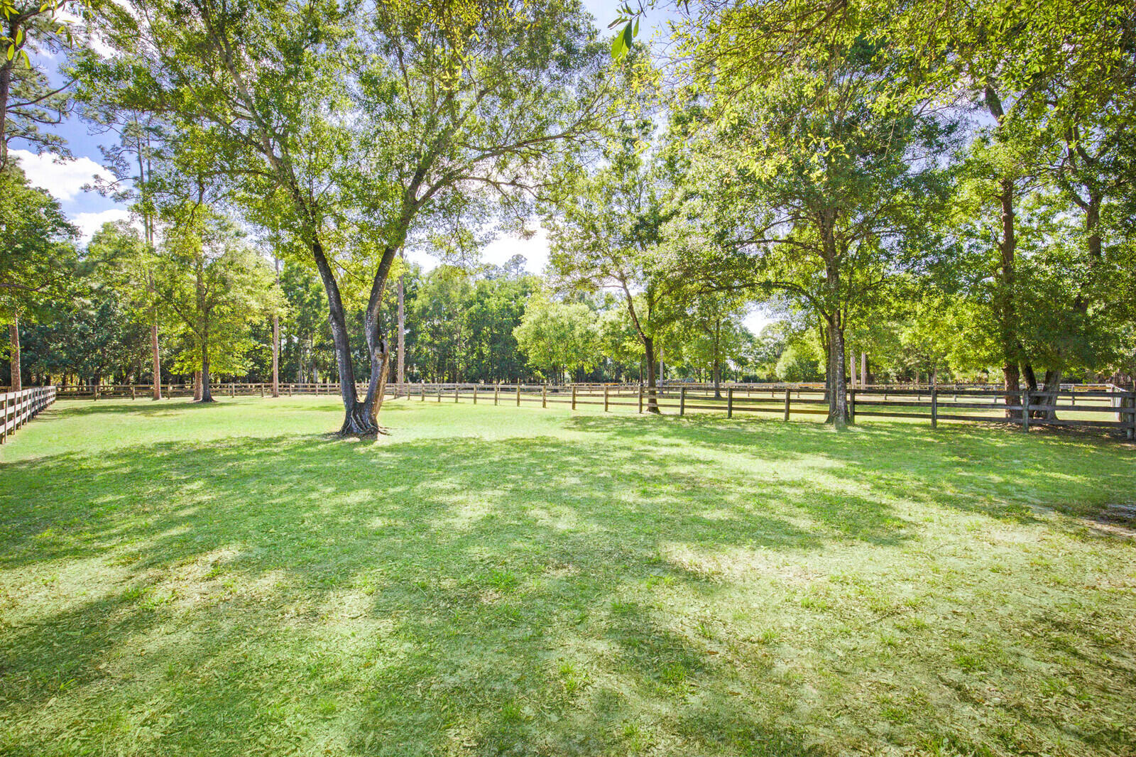 LOXAHATCHEE FARMS EAST - Land