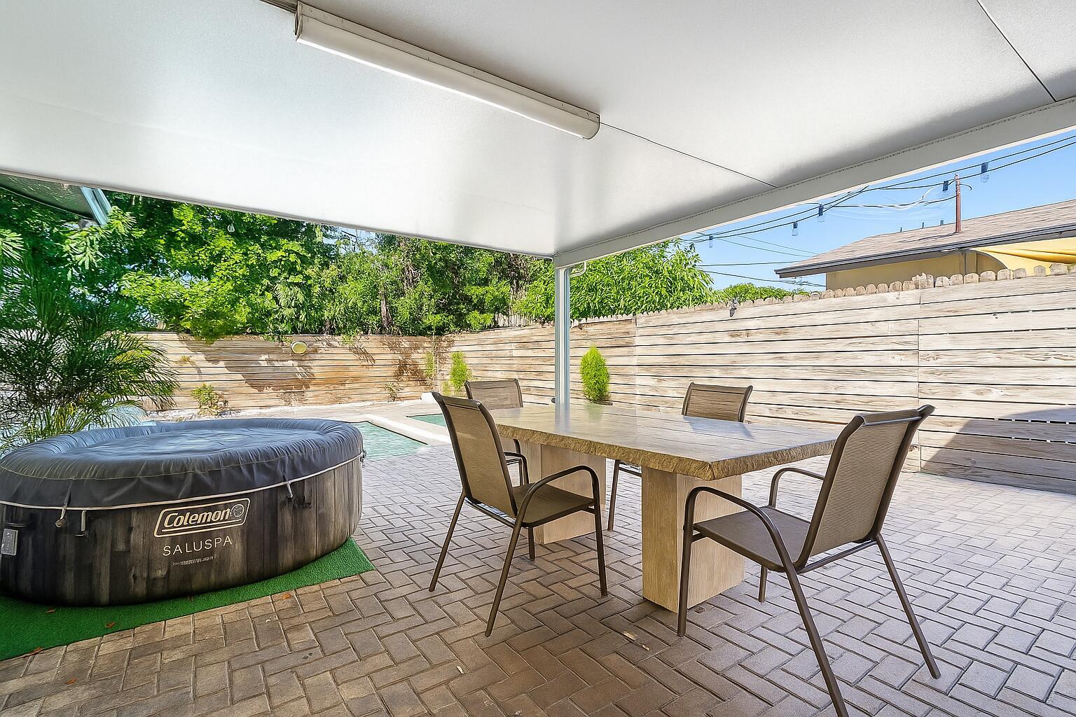 SANDALFOOT COVE SEC 4 - Residential