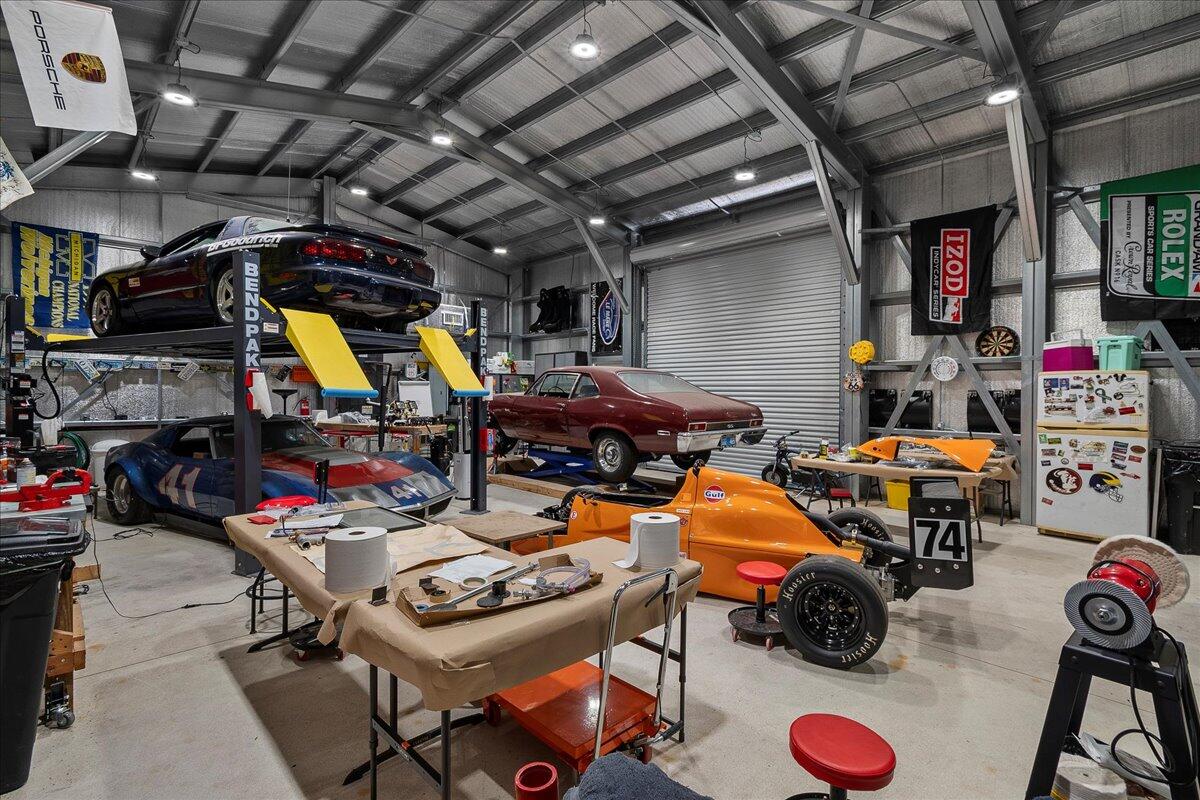 JUPITER FARMS & GROVES - Residential