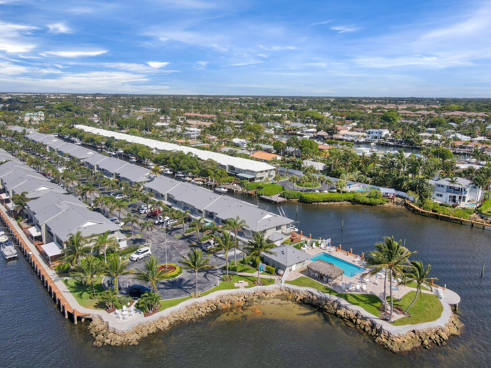 LAKE WORTH MARINER VLG - Residential
