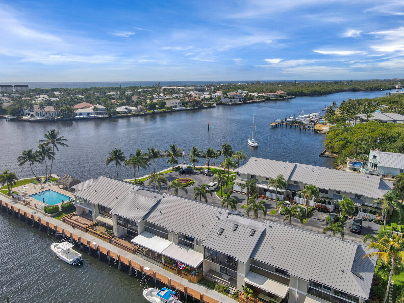 LAKE WORTH MARINER VLG - Residential