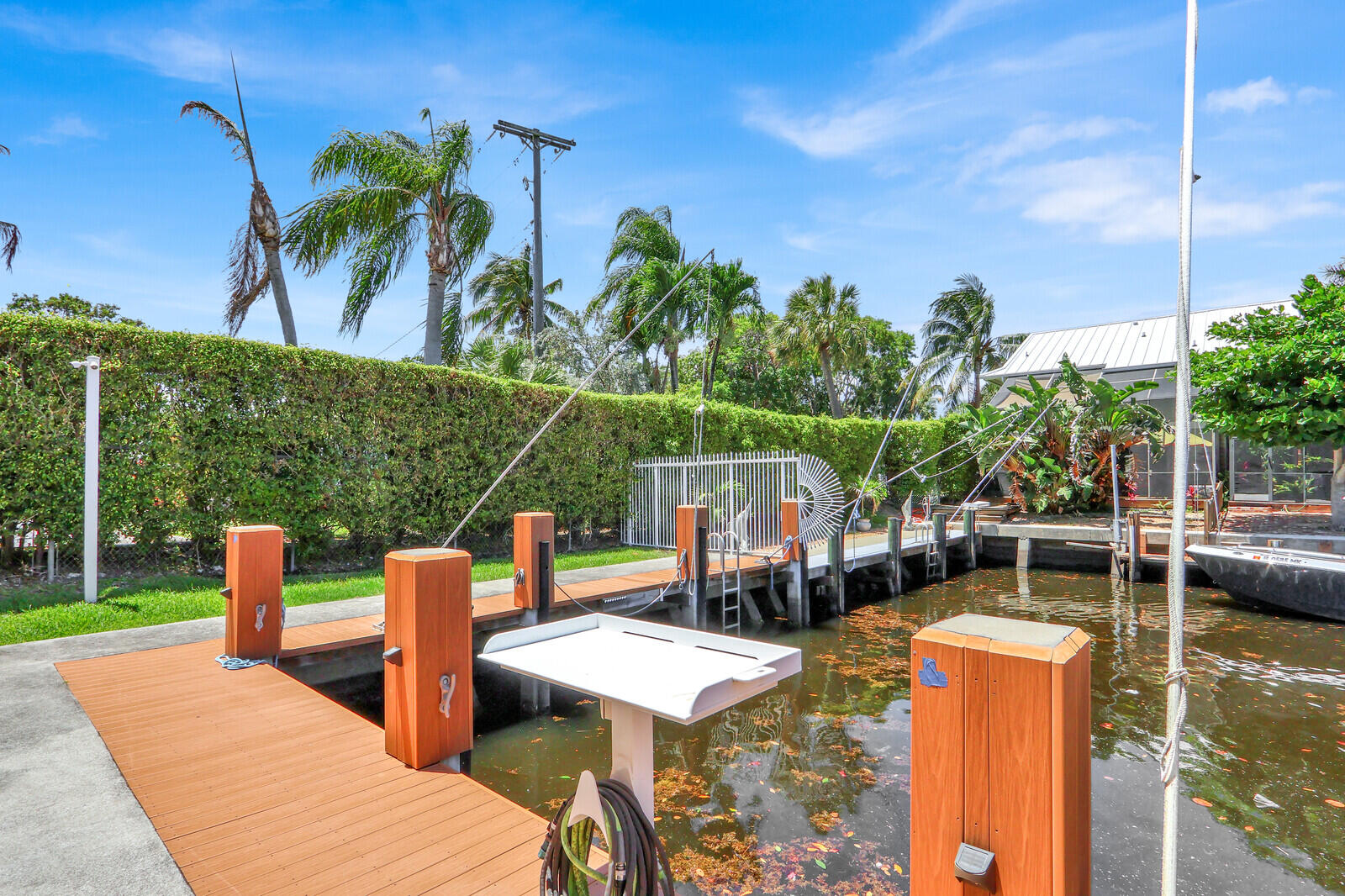 LAKE WORTH MARINER VLG - Residential