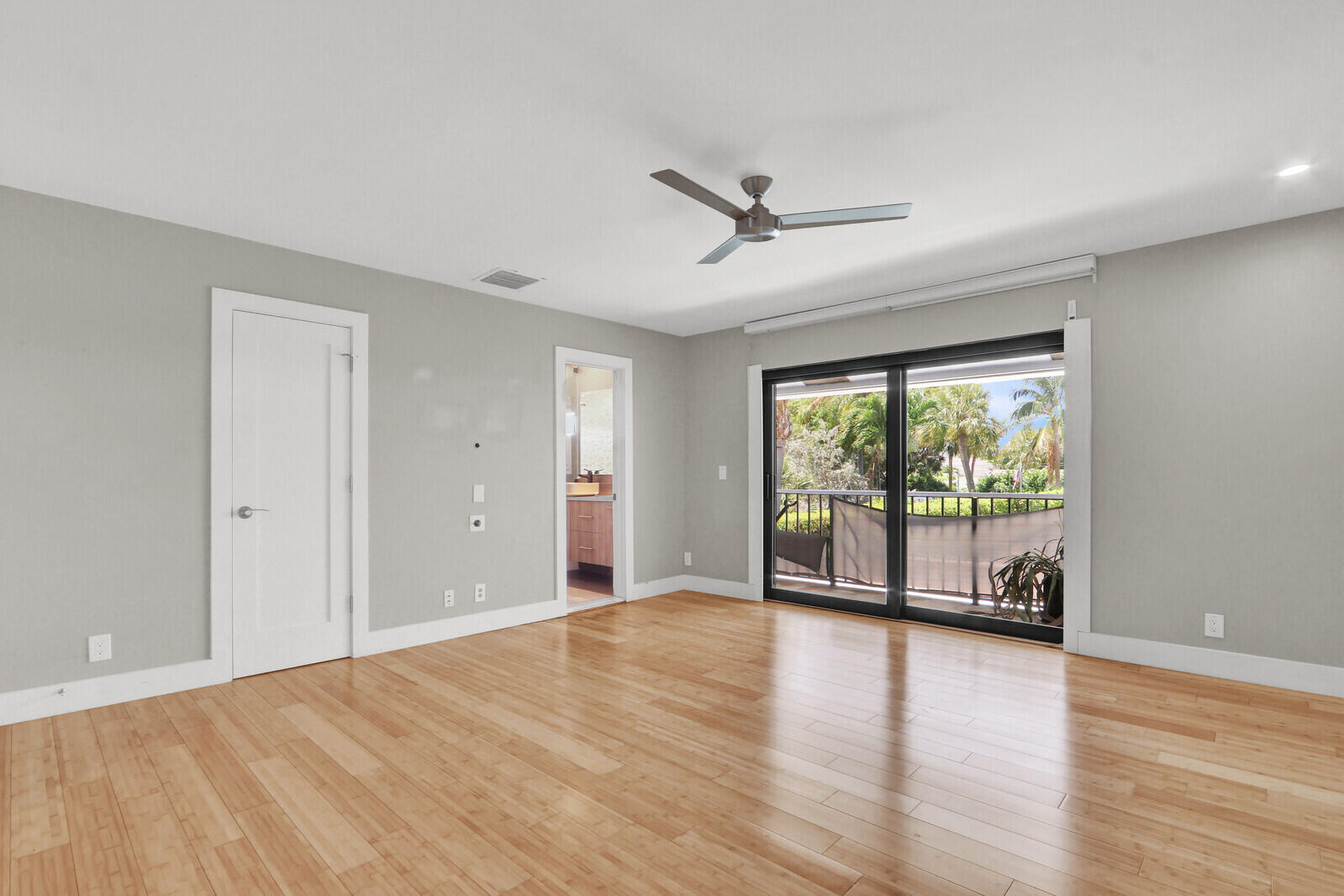 LAKE WORTH MARINER VLG - Residential