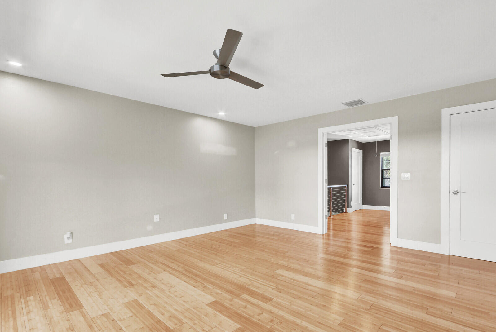 LAKE WORTH MARINER VLG - Residential