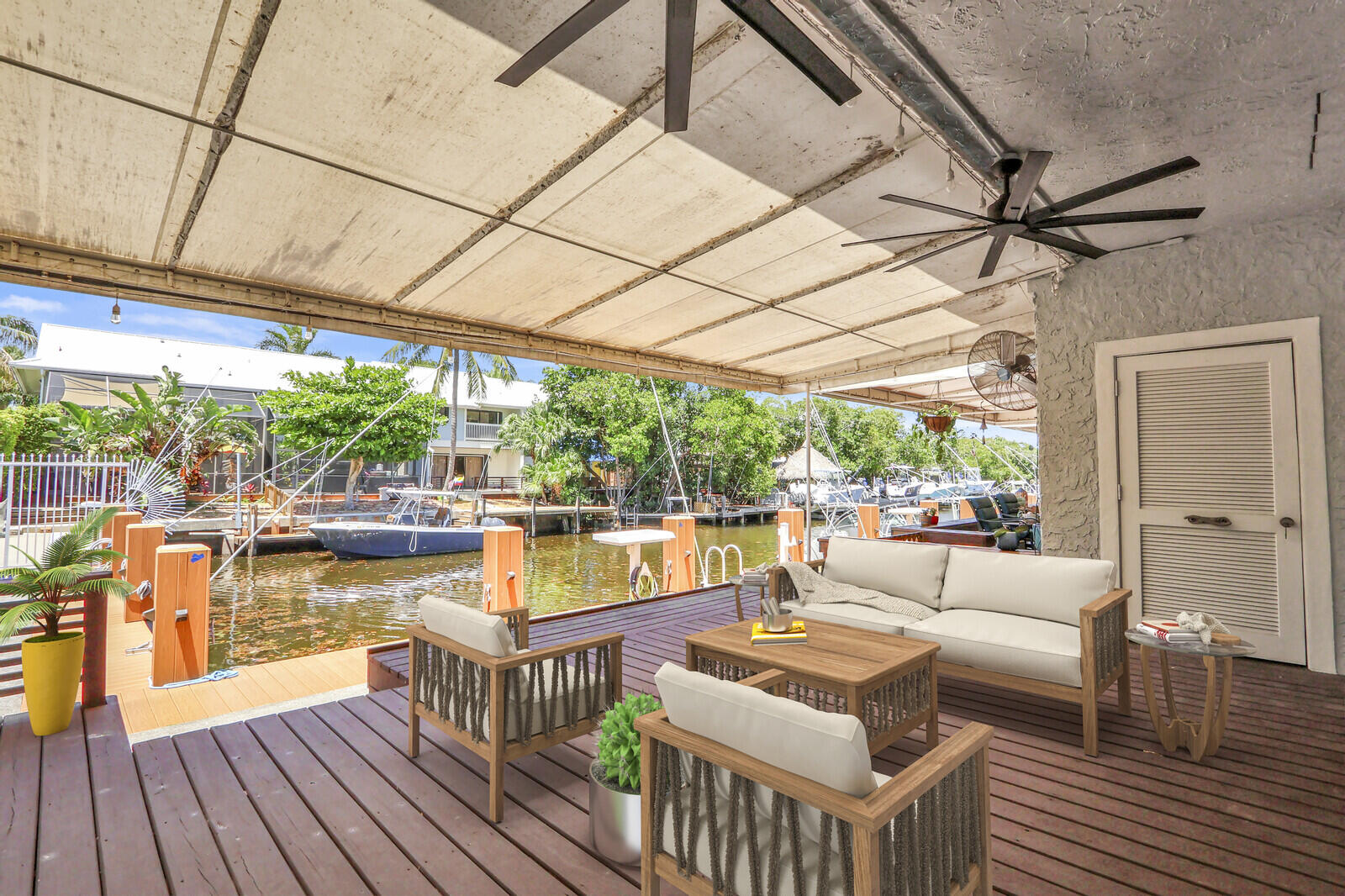 LAKE WORTH MARINER VLG - Residential