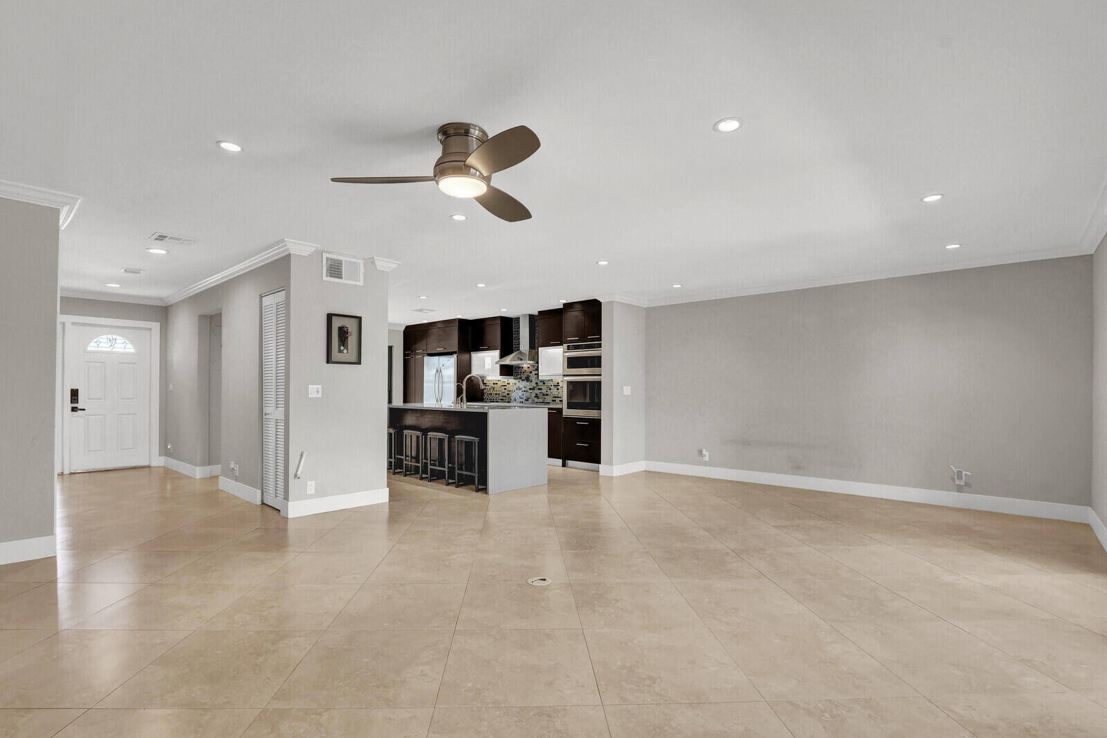 LAKE WORTH MARINER VLG - Residential