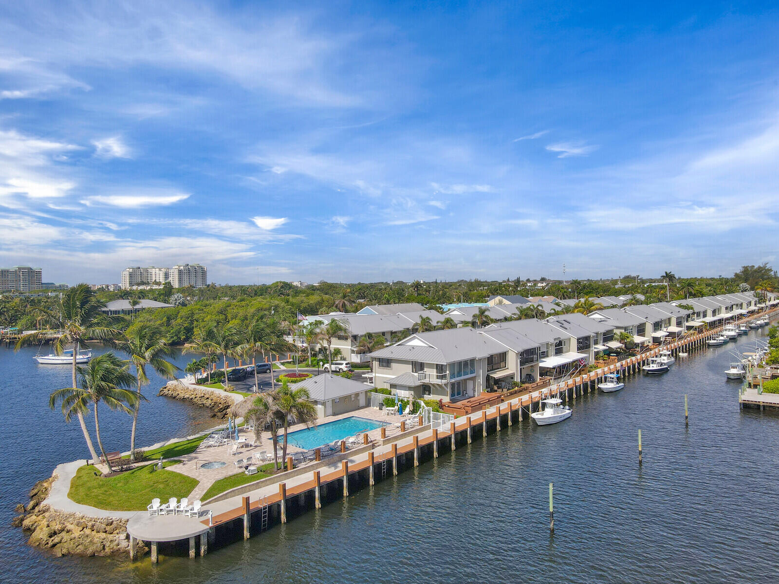 LAKE WORTH MARINER VLG - Residential