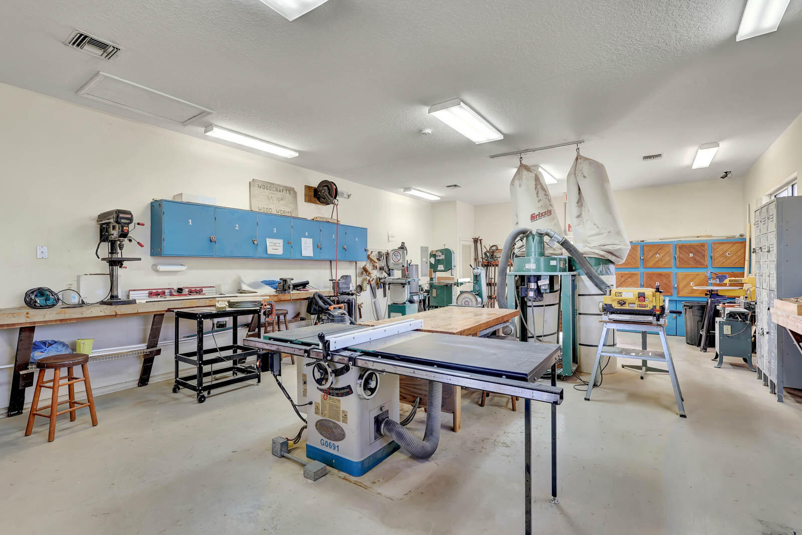 Venture III/Venture harbour - Residential