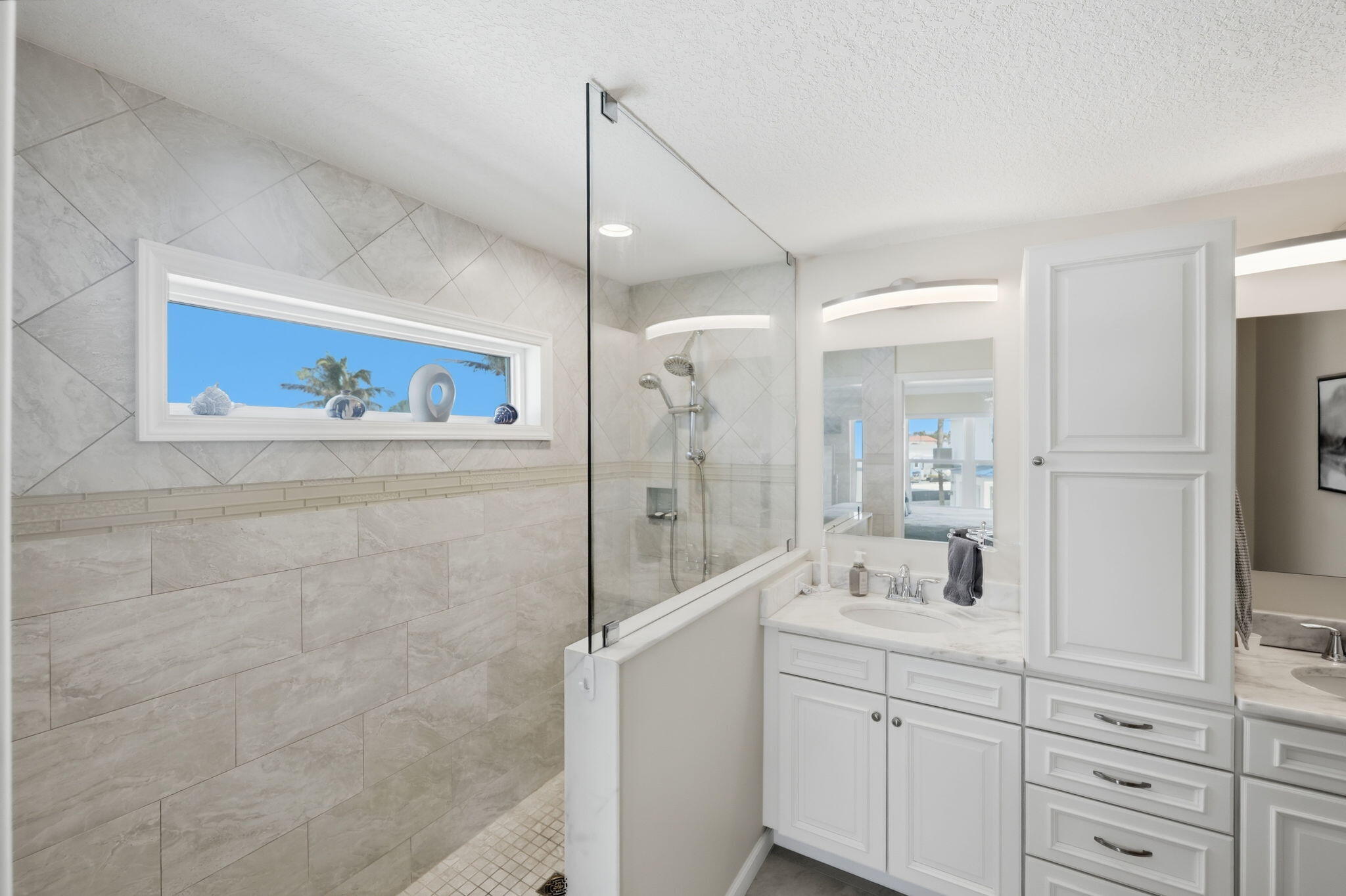 Venture III/Venture harbour - Residential