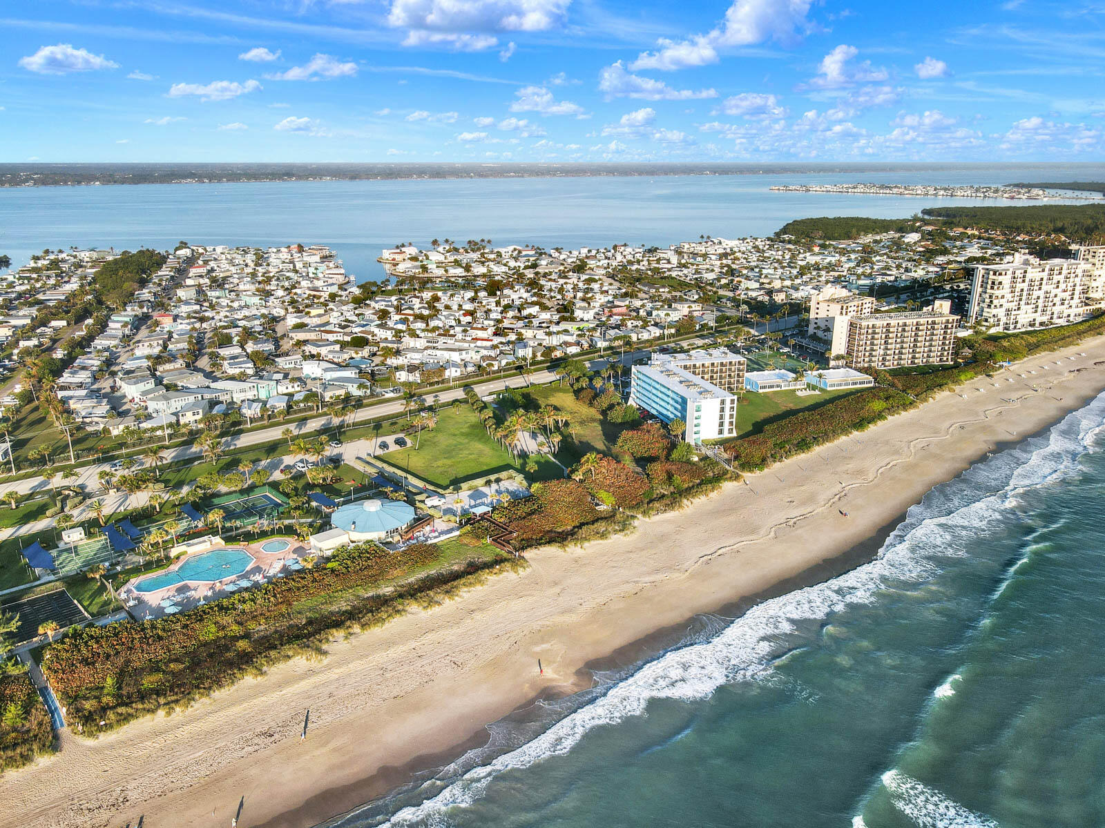 Venture III/Venture harbour - Residential