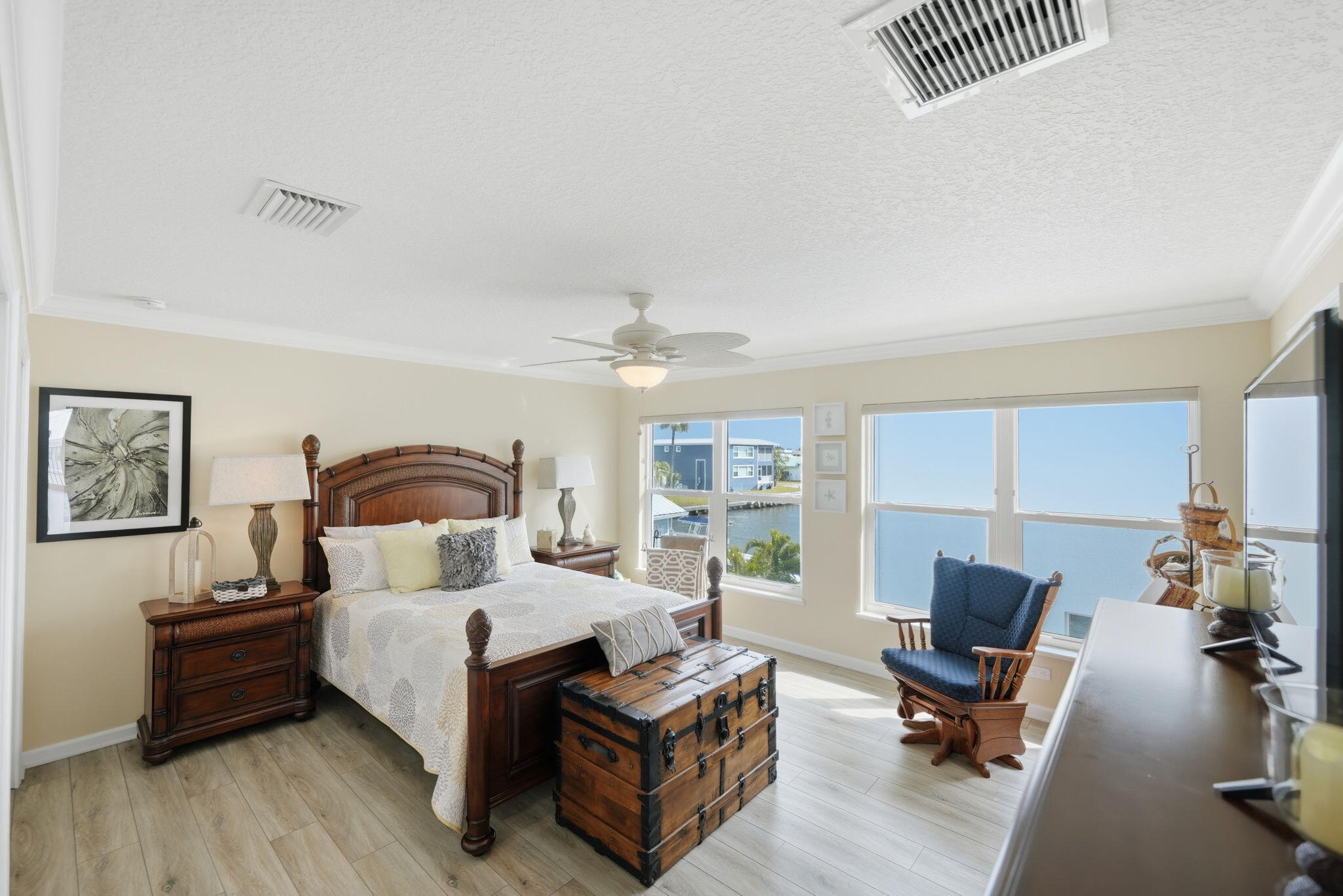 Venture III/Venture harbour - Residential