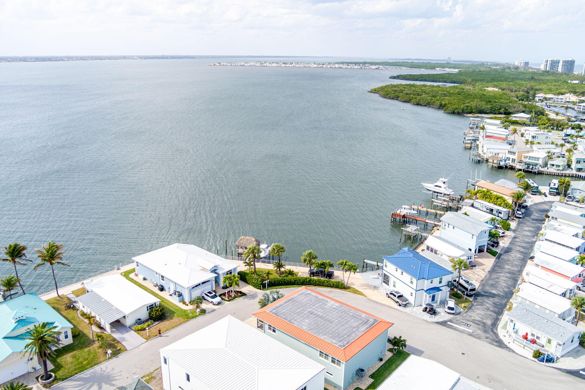 Venture III/Venture harbour - Residential