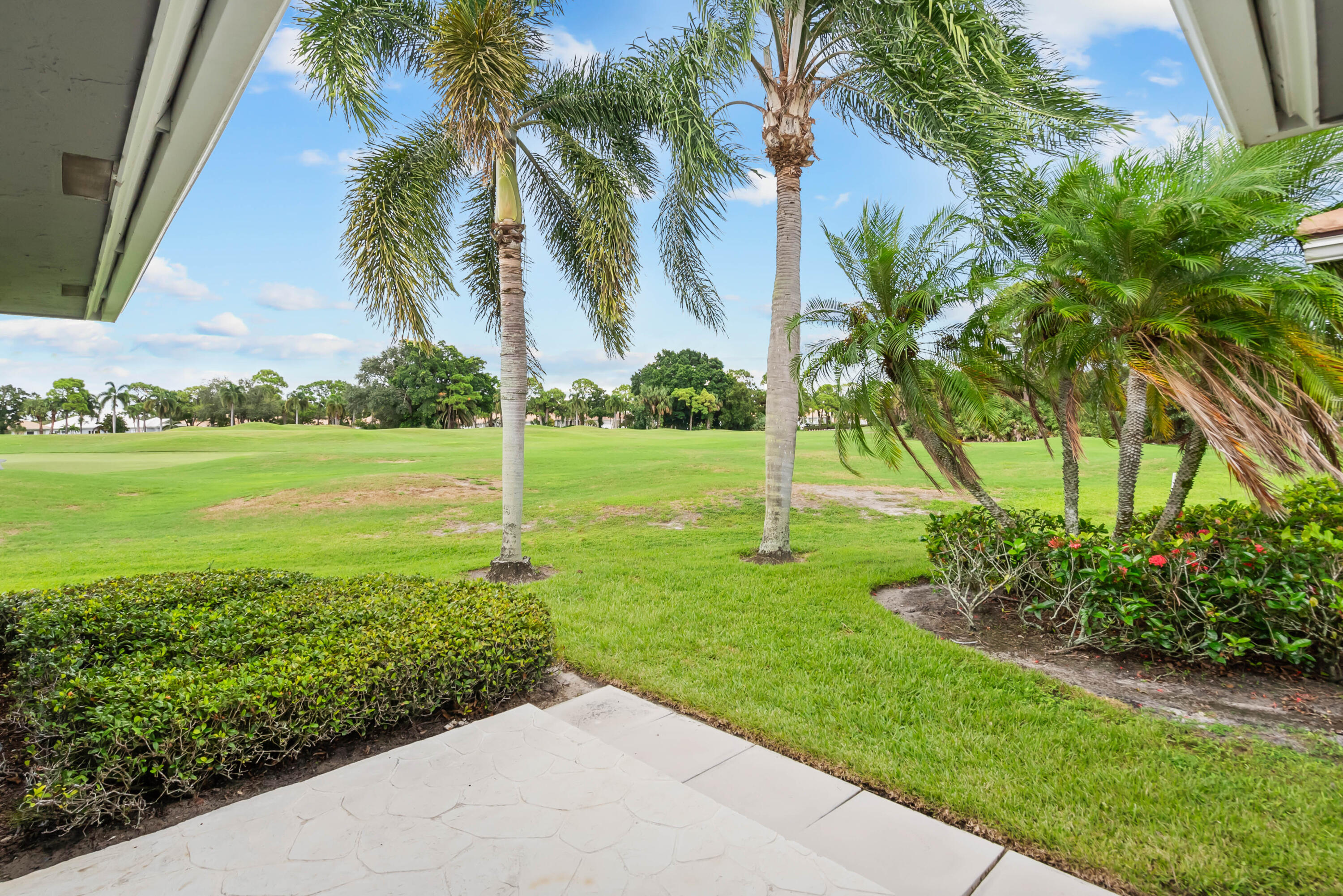 MARTIN DOWNS PLAT NO 20 (AKA MONARCH COUNTRY CLUB) - Residential