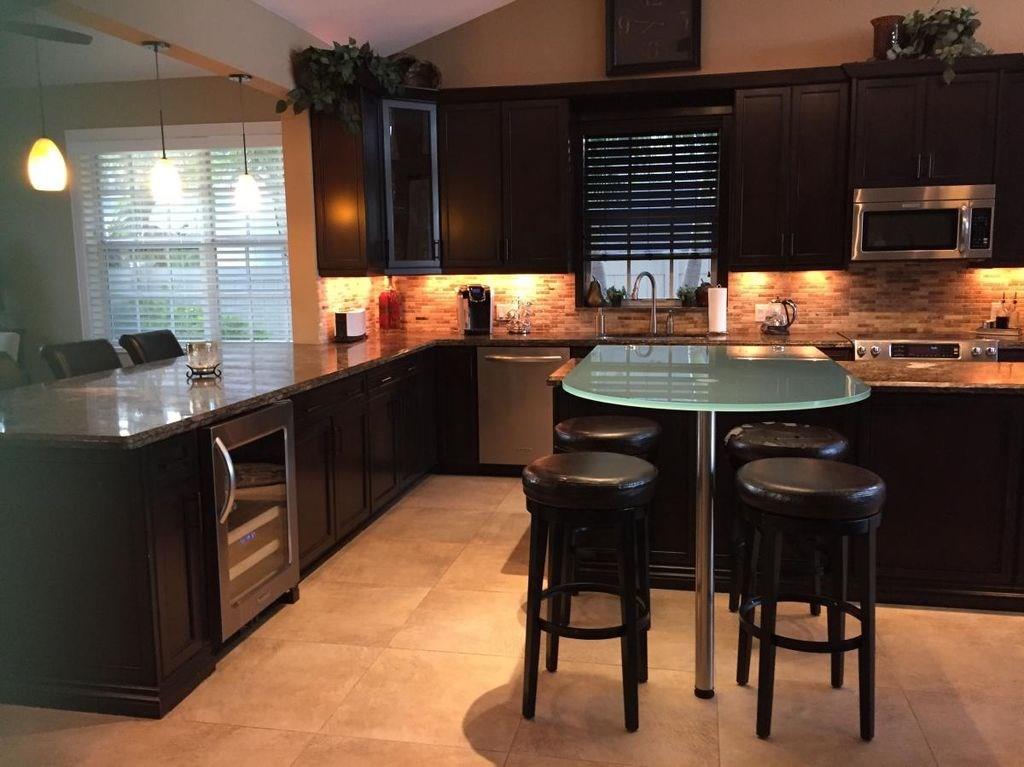 Poinsettia Gardens 29-32 - Residential Lease