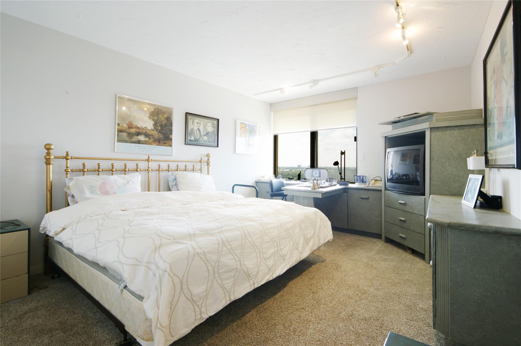 The Envoy - Residential