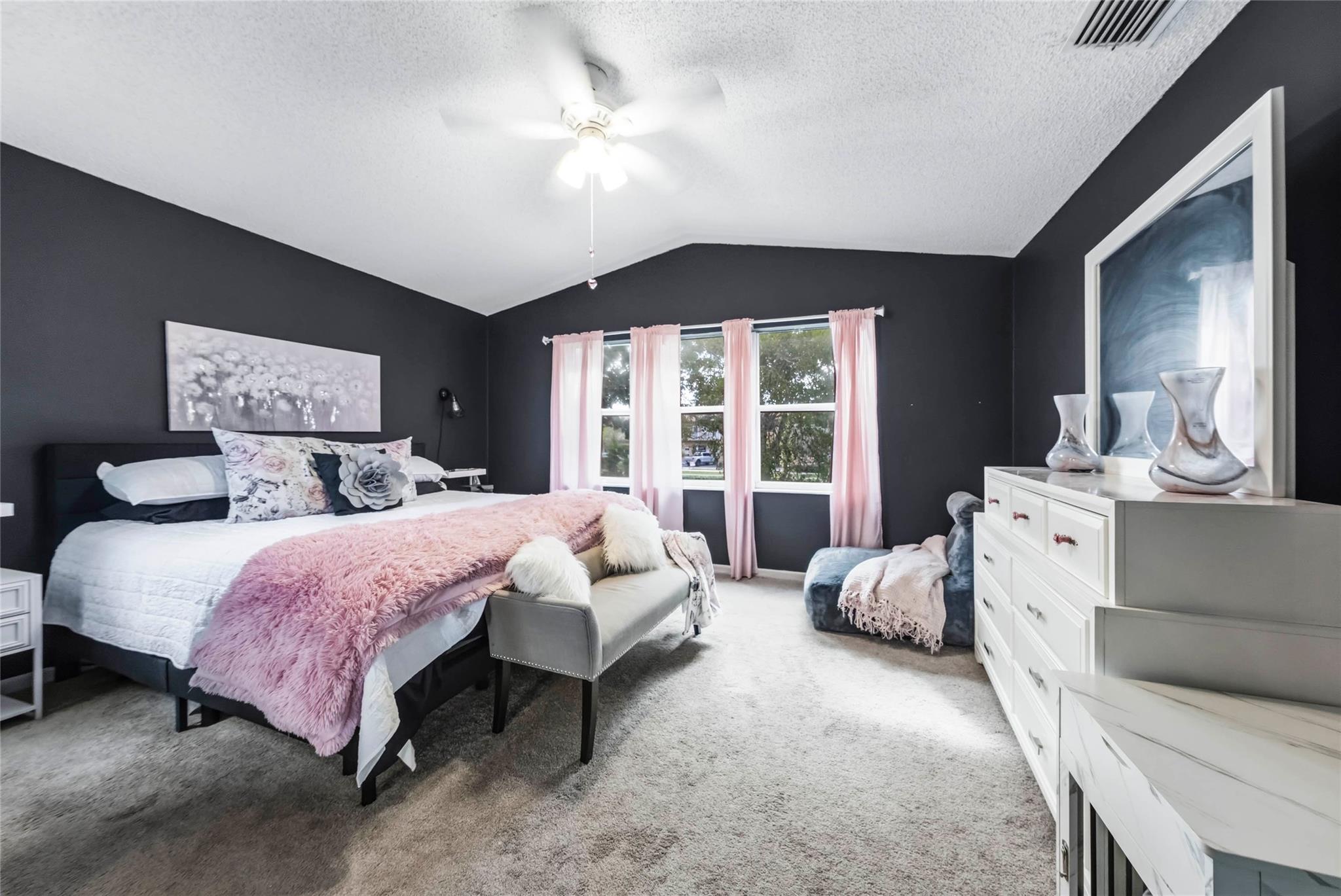 Kensington South 155-15 B - Residential