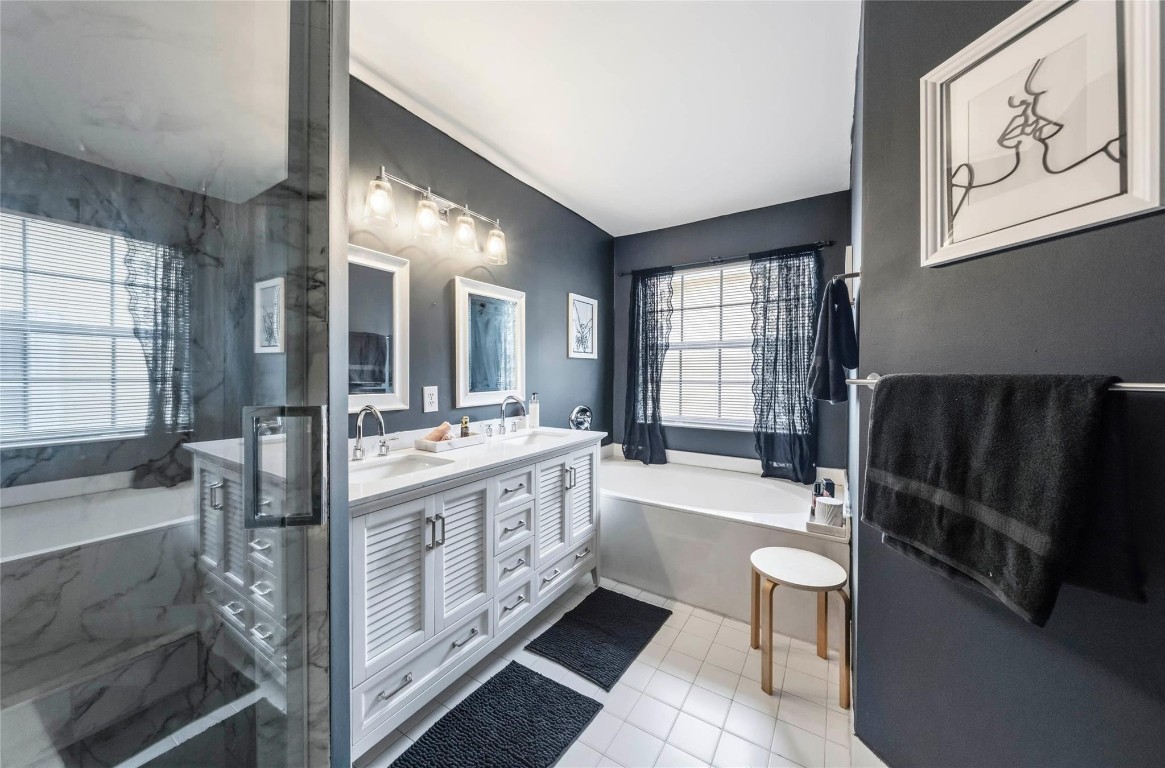 Kensington South 155-15 B - Residential