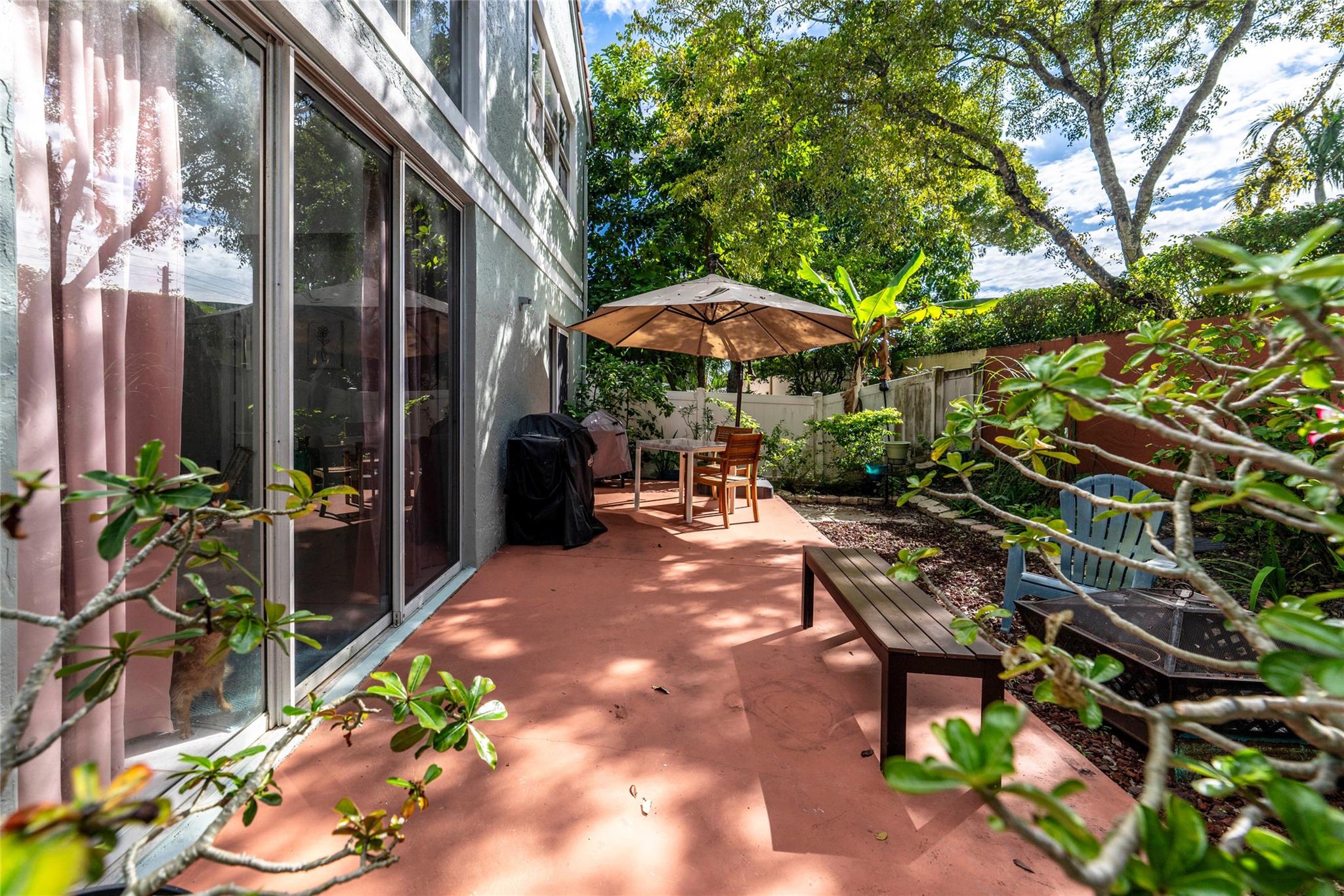 Kensington South 155-15 B - Residential