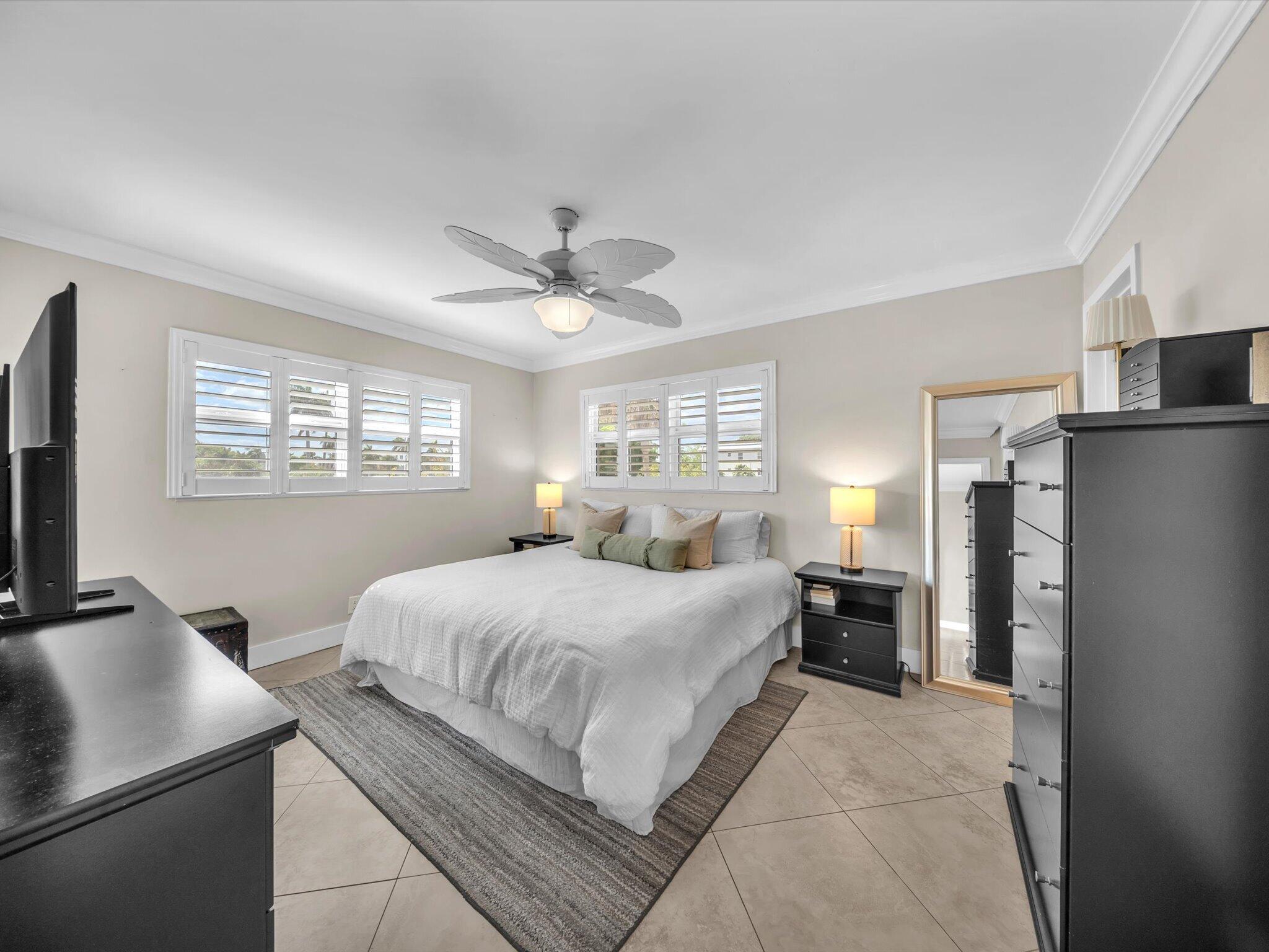 NORTH LEISURE GARDENS CONDO - Residential