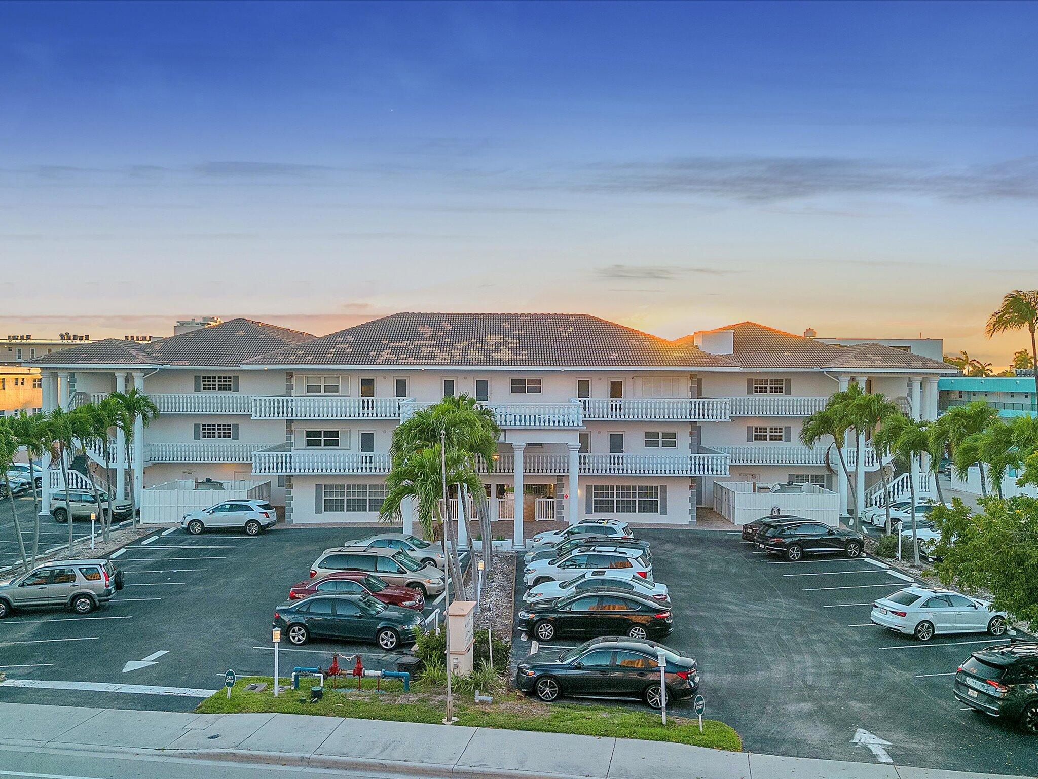 NORTH LEISURE GARDENS CONDO - Residential