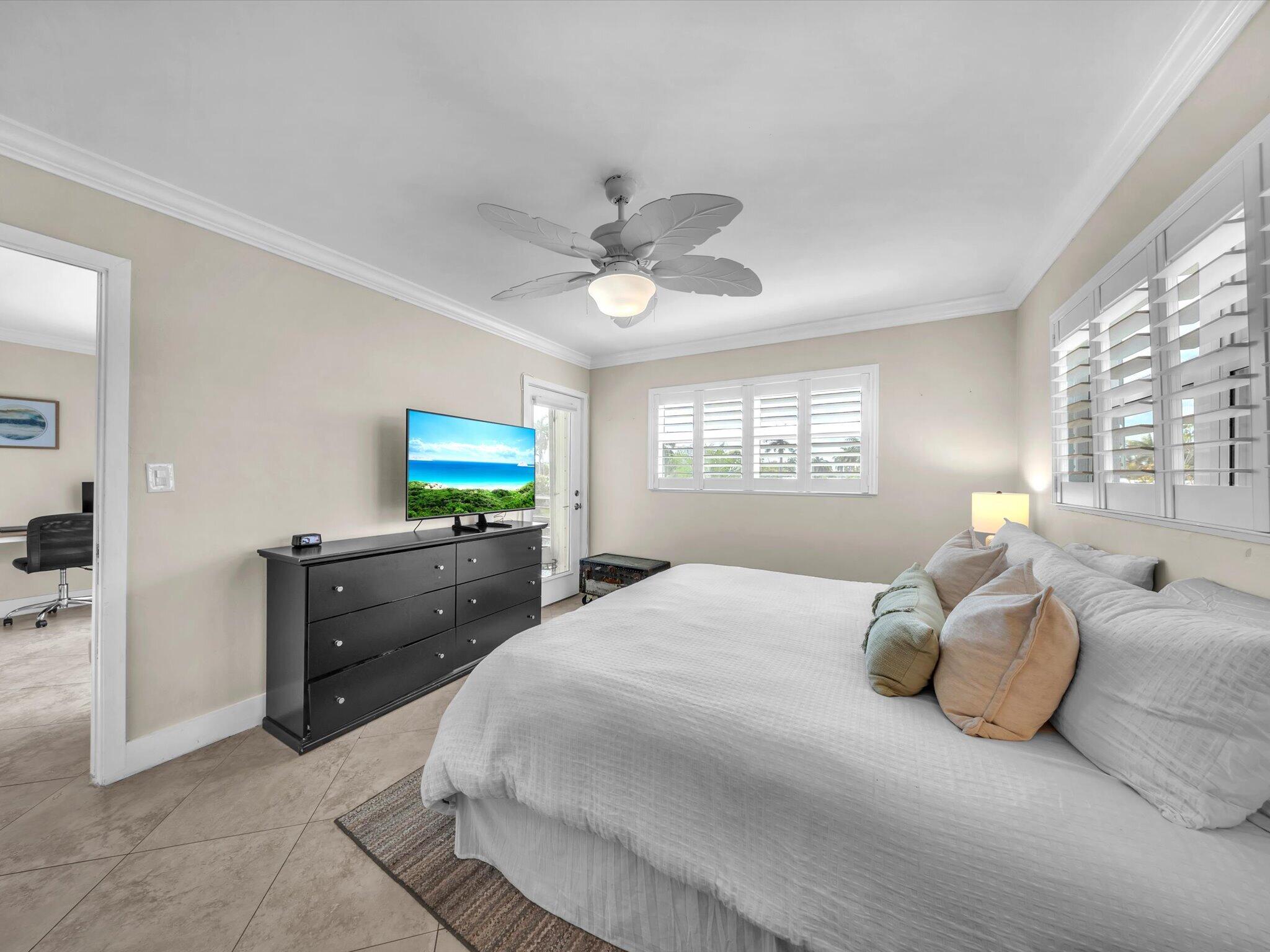 NORTH LEISURE GARDENS CONDO - Residential