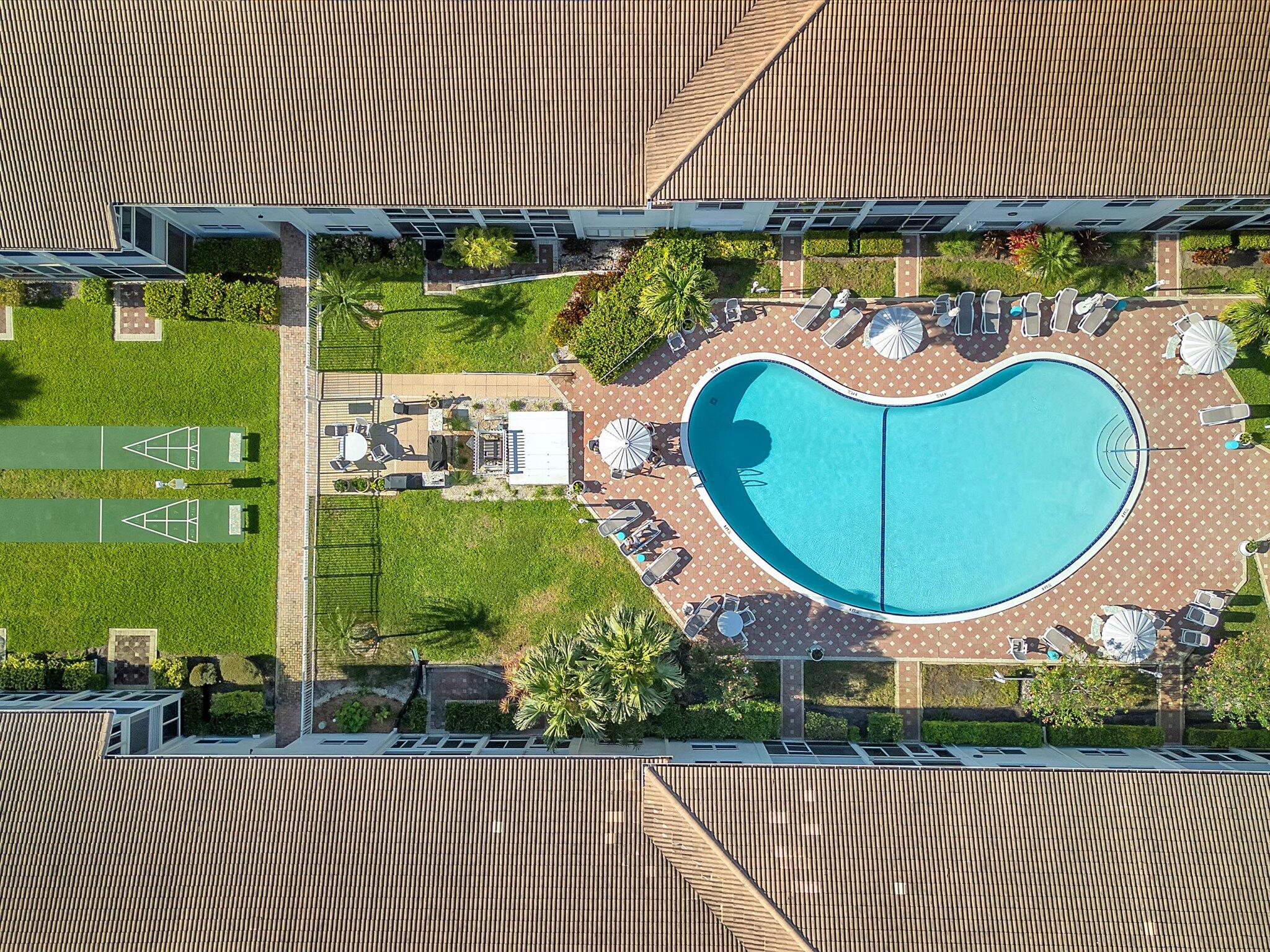 NORTH LEISURE GARDENS CONDO - Residential