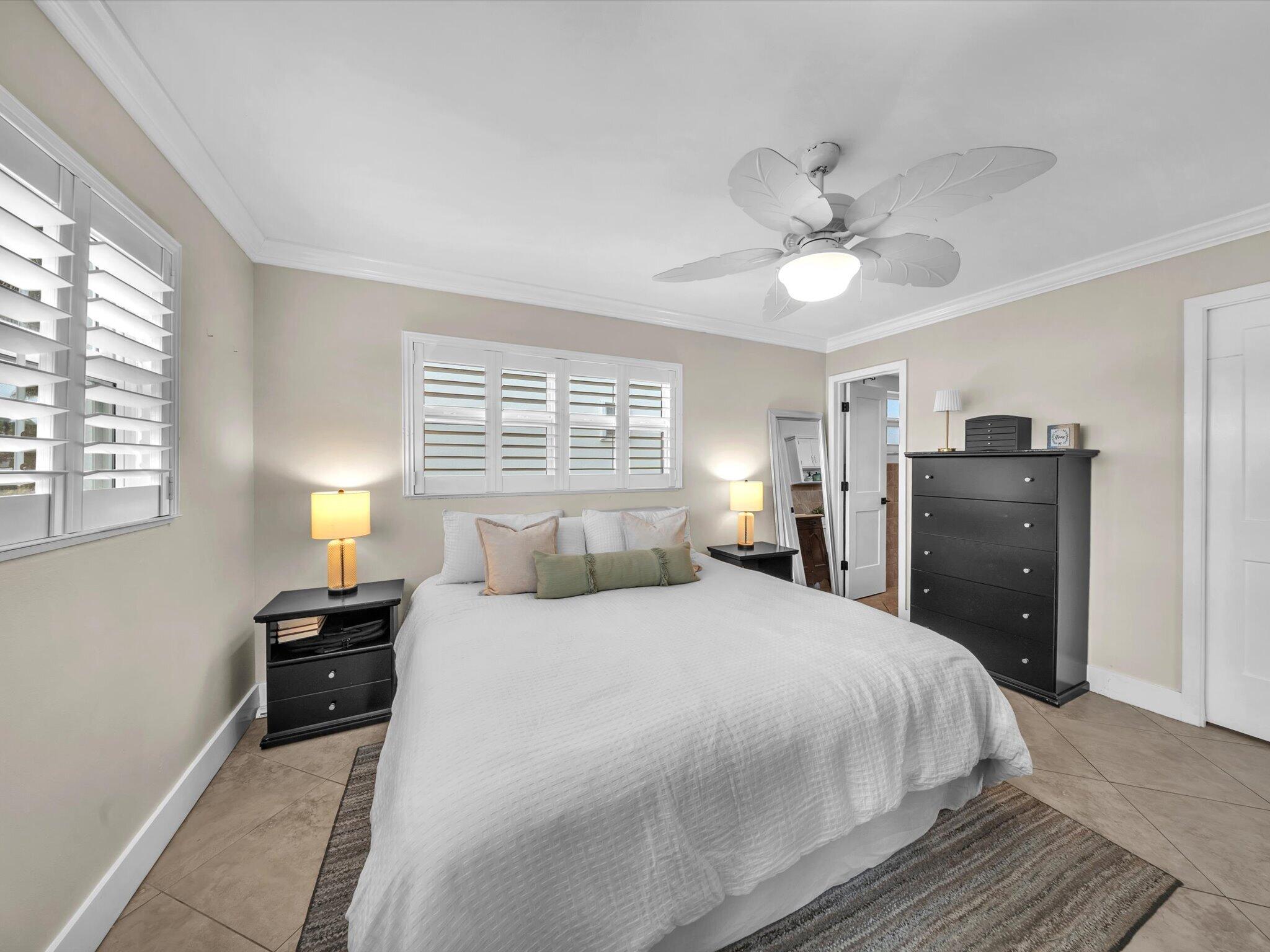 NORTH LEISURE GARDENS CONDO - Residential