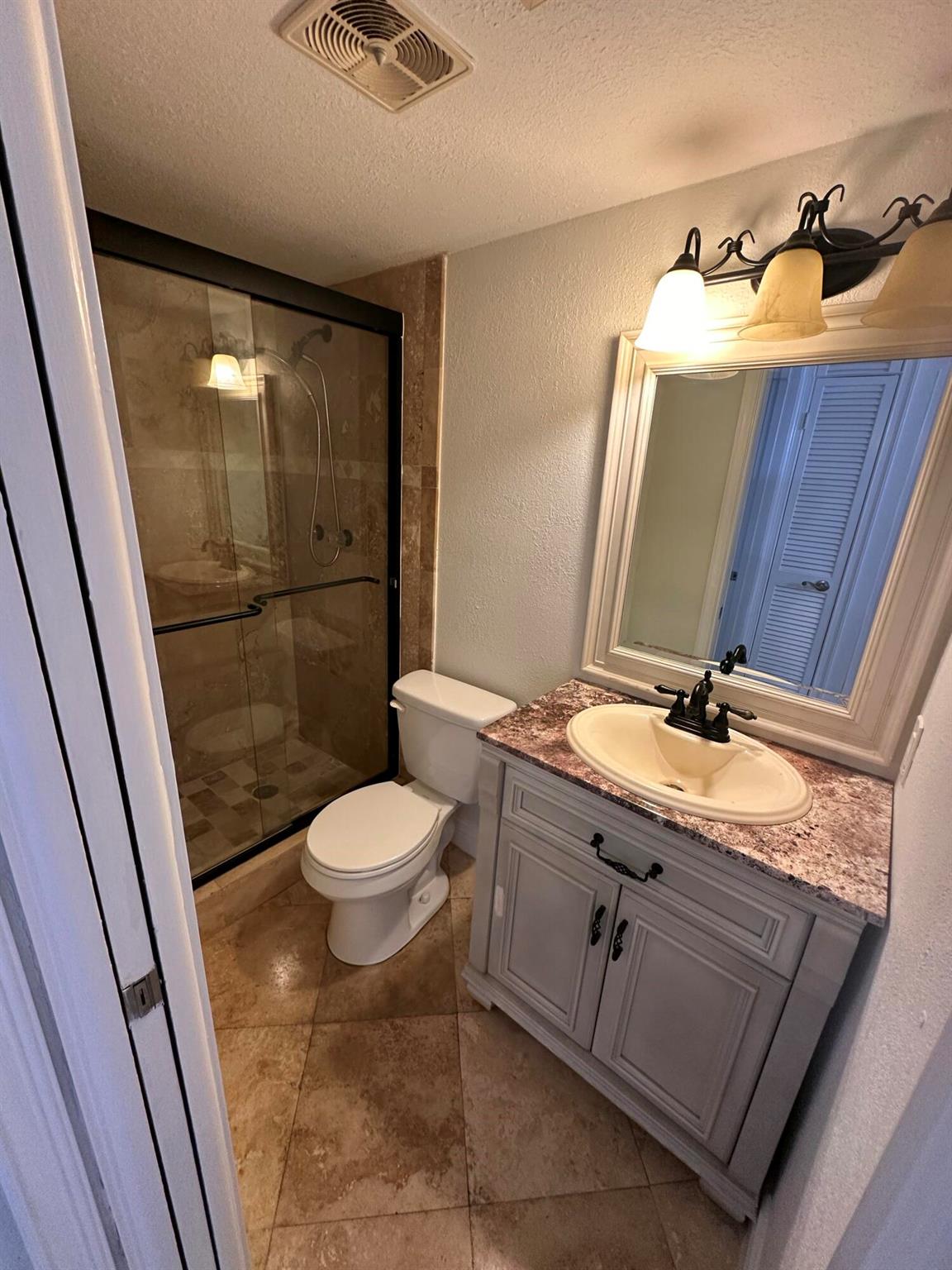 LIGHTHOUSE POINT GARDENS - Residential