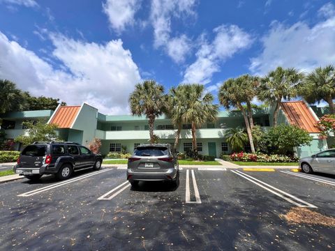 933 Cypress Grove Dr 205 Pompano Beach FL 33069