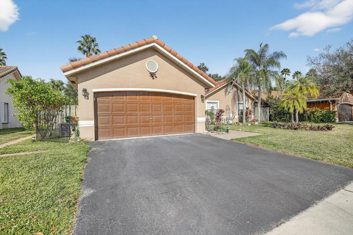 ARBORETUM AT DAVIE - Residential